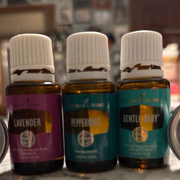 Young Living Essential Oils Set - Picture 2 of 5